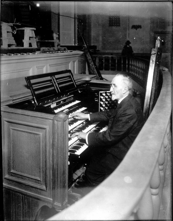 Titre original :  Les archives | Casavant Organ Makers