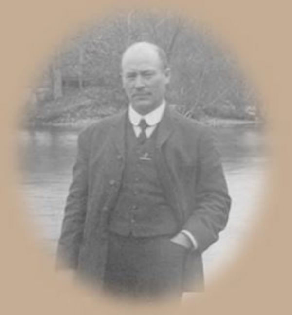 Titre original :  Historic Properties Online: Charles B. Chappell. Historic Places - Prince Edward Island. Courtesy of Helen Newson. http://www.gov.pe.ca/hpo/index.php3?number=1023897&lang=E 