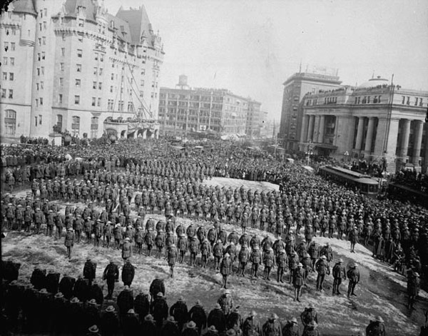 Titre original&nbsp;:  Return of the Princess Patricia's Canadian Light Infantry. 