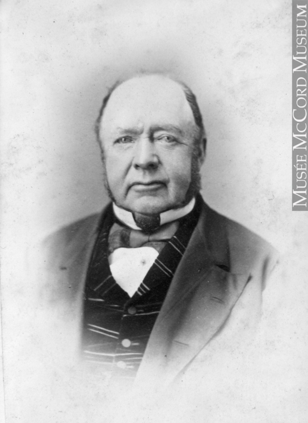 Titre original :  Photograph Mr. William Dow, brewer, Montreal, QC, 1868 William Notman (1826-1891) 1868, 19th century Silver salts on paper mounted on paper - Albumen process 8.5 x 5.6 cm Purchase from Associated Screen News Ltd. I-34177.1 © McCord Museum Keywords:  male (26812) , Photograph (77678) , portrait (53878)