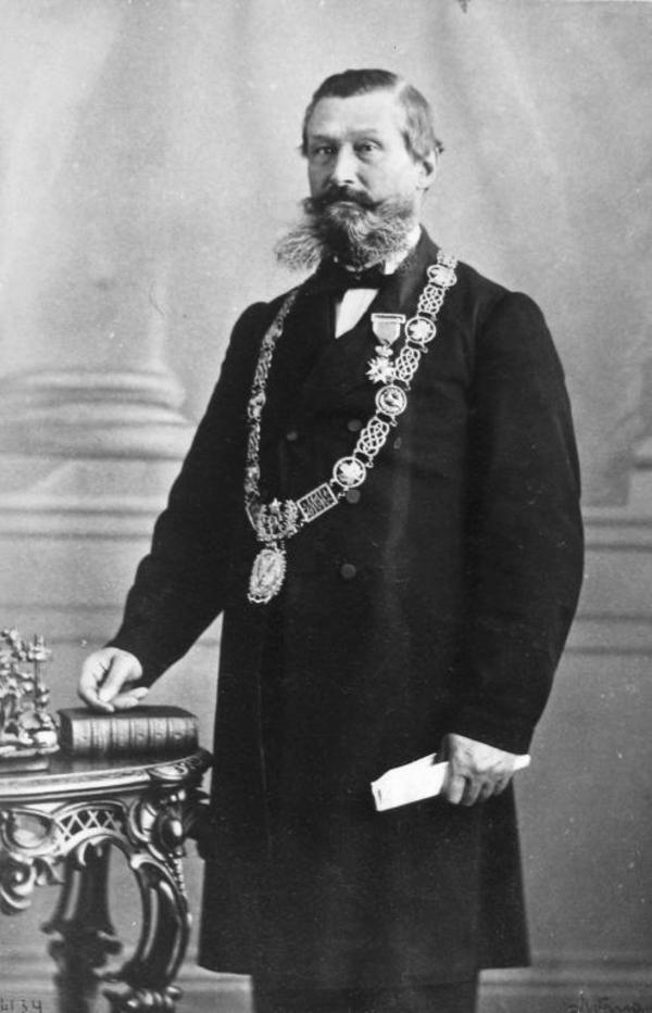 Original title:    Description English: Photograph of J. L. Beaudry, Mayor of Montreal, Montreal, QC, 1865, by William Notman (1826-1891), 1865. Silver salts on paper mounted on paper, Albumen process, 8.5 x 5.6 cm Français : Photographie de Jean-Louis Beaudry, maire de Montréal, Montréal, QC, 1865, par William Notman (1826-1891), 1865. Sels d'argent sur papier monté sur papier, Papier albuminé, 8.5 x 5.6 cm Date 1865(1865) Source This image is available from the McCord Museum under the access number I-16134.1 This tag does not indicate the copyright status of the attached work. A normal copyright tag is still required. See Commons:Licensing for more information. Deutsch | English | Español | Français | Македонски | Suomi | +/− Author William Notman (1826–1891) Description Canadian photographer Date of birth/death 8 March 1826(1826-03-08) 25 November 1891(1891-11-25) Location of birth/death Paisle