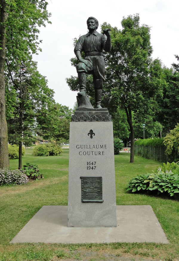 Titre original :    Description English: Monument of Guillaume Couture, Lévis, province of Quebec, Canada Français : Monument de Guillaume Couture à Lévis, Québec, Canada Date 22 June 2012 Source Own work Author Bernard Gagnon

Camera location 46° 49′ 34.63″ N, 71° 9′ 50.65″ W This and other images at their locations on: Google Maps - Google Earth - OpenStreetMap (Info)46.826286111111;-71.164069444444

