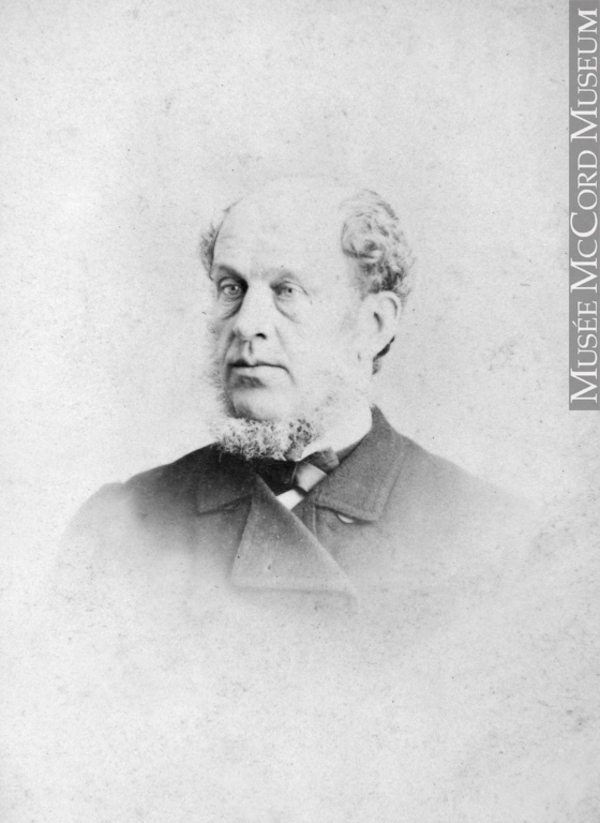 Titre original :  Photograph Robert Hay, Montreal, QC, 1864 William Notman (1826-1891) 1864, 19th century Silver salts on paper mounted on paper - Albumen process 8.5 x 5.6 cm Purchase from Associated Screen News Ltd. I-13862.1 © McCord Museum Keywords:  male (26812) , Photograph (77678) , portrait (53878)