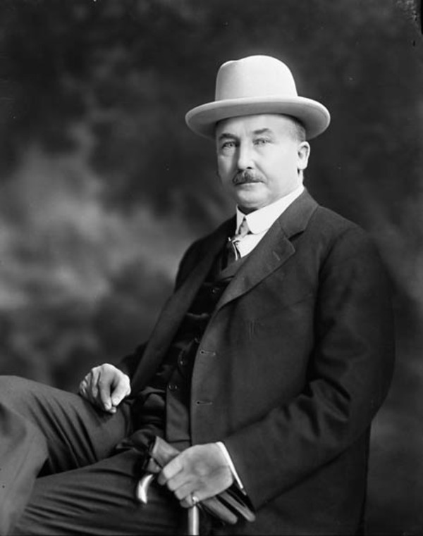 Original title:  Hon. Sir Sifton Clifford, Chairman of the Canadian Conservation Commission, Mar. 10, 1861 to Apr. 17, 1927. 